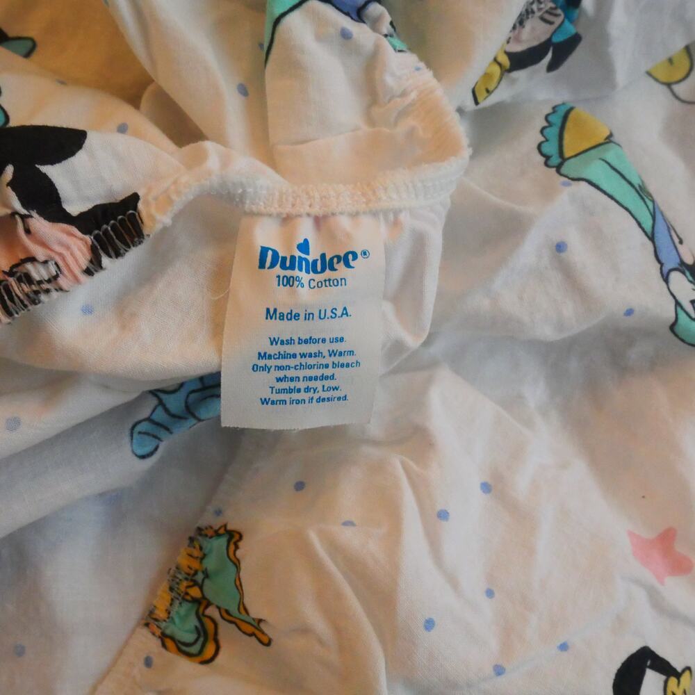 Vintage Dundee Disney Babies Crib Size Sheet Made in USA Mickey Minnie Pluto - Picture 3 of 7